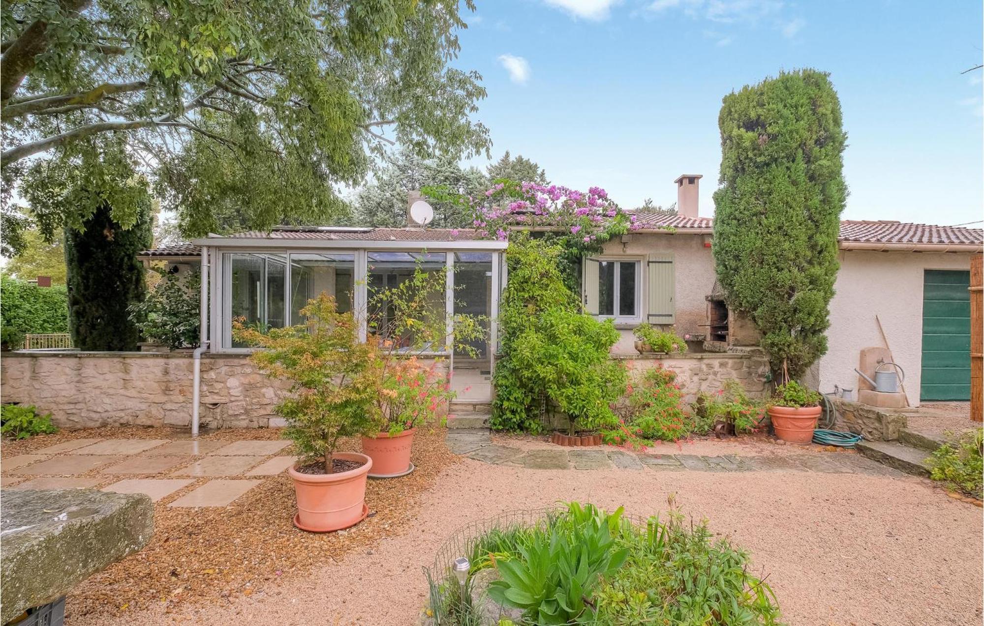 Beautiful Home In Saint-Rémy-de-Provence Esterno foto