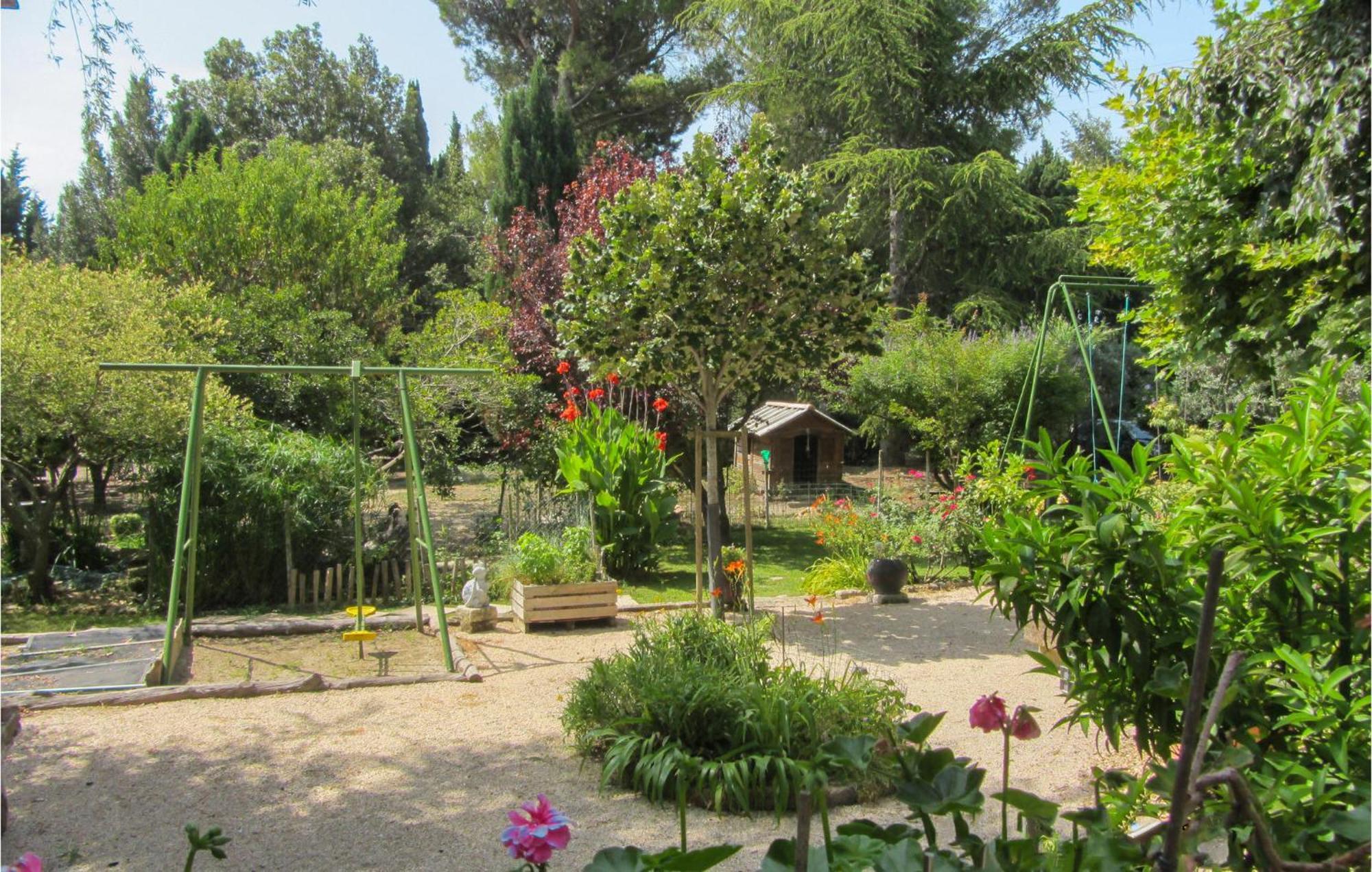 Beautiful Home In Saint-Rémy-de-Provence Esterno foto